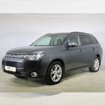 Mitsubishi Outlander 2.4 CVT, 2013, 144 578 км, с пробегом, цена 1 550 000 руб.