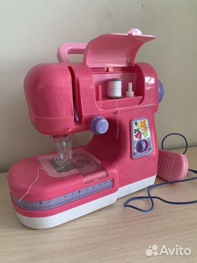 Детская швейная машинка