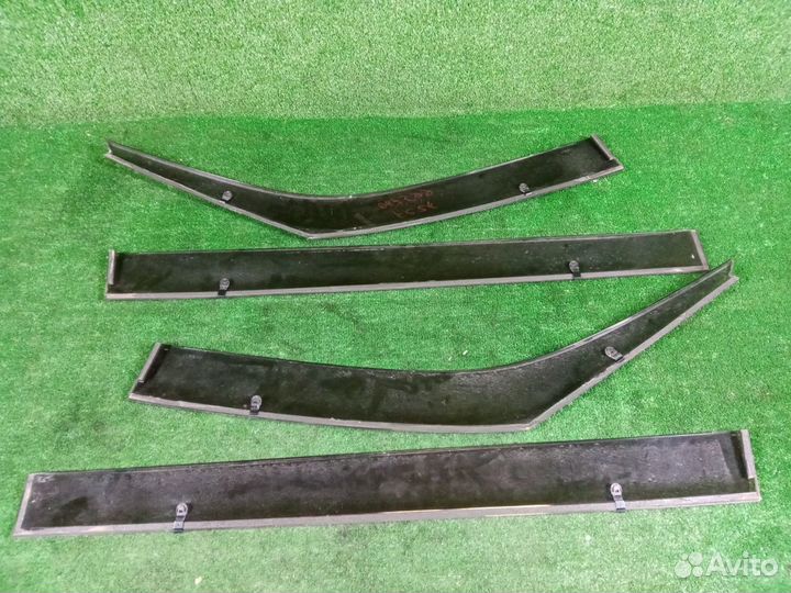 Ветровик на дверь (комплект) Nissan Serena FC26