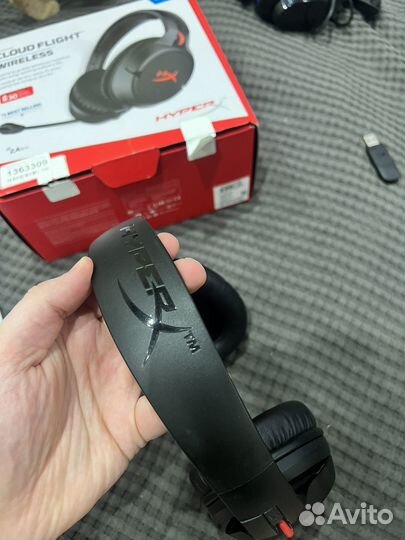 Беспроводные наушники HyperX Cloud Flight