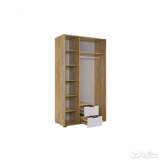 Шкаф трёхдверный 