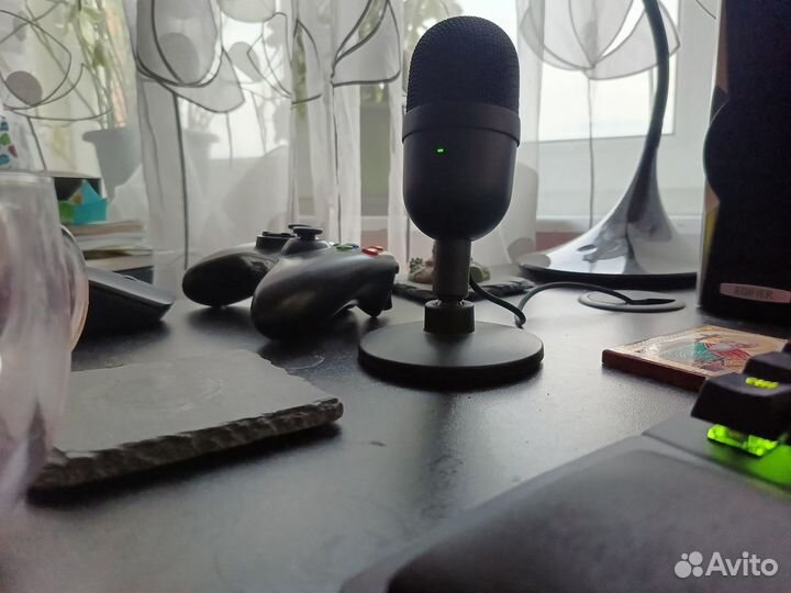 Razer seiren mini