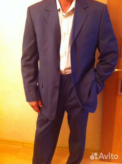 Продам новый мужской костюм
