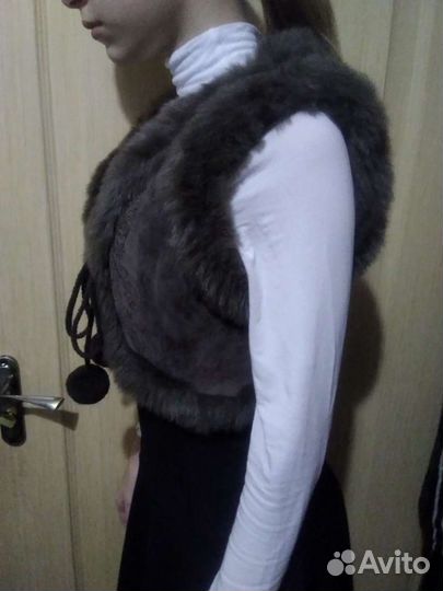 Меховой жилет