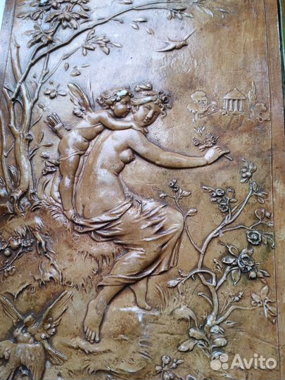 Гипсовое панно барельеф
