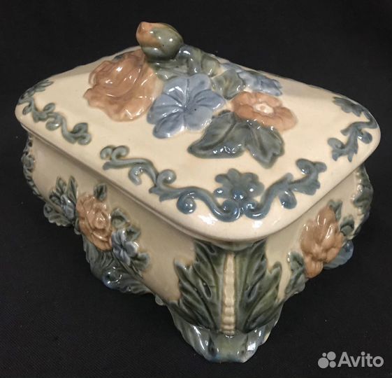Шкатулка для украшений ссср.Фаянс