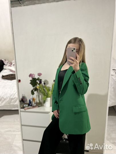 Пиджак женский зеленый