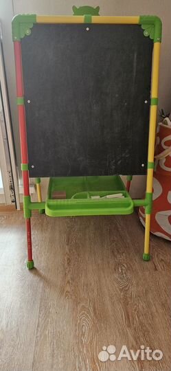 Мольберт Ника