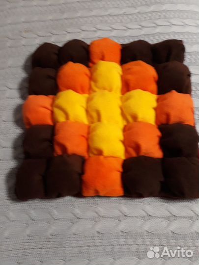 Сидушки на стулья