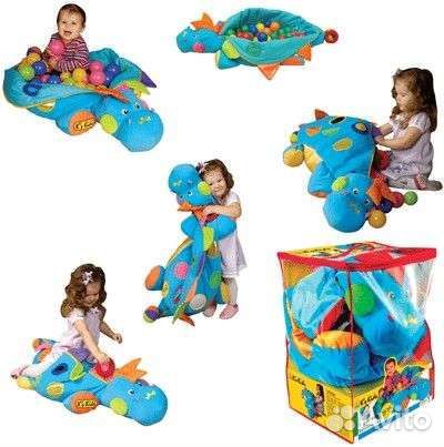 Развивающая игрушка. Сухой бассейн с шариками