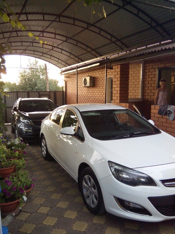 Opel Astra: фото владельца