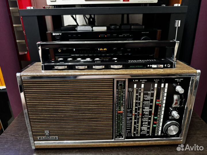 Радиоприемник grundig satellit 6001