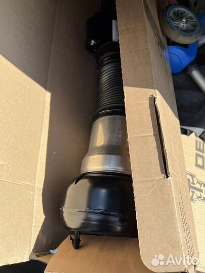 Пневмостойка Mercedes w222 Maybach