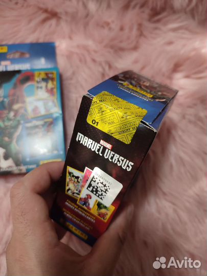 Наклейки Marvel Versus Panini
