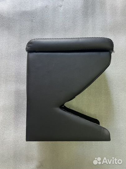 Подлокотник на niva