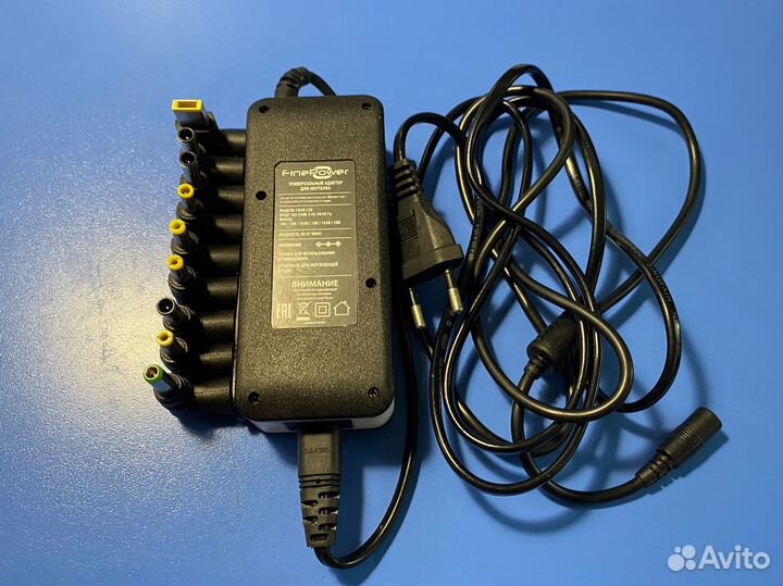 Универсальный блок питания для ноутбука