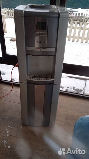 Кулер для воды напольный бу hotfrost