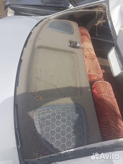 Задняя полка LADA Kalina 1