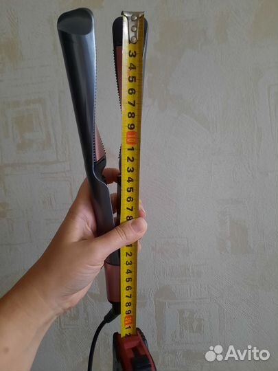 Плойка-утюжок для завивки волос