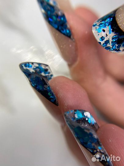 Наращивание ногтей