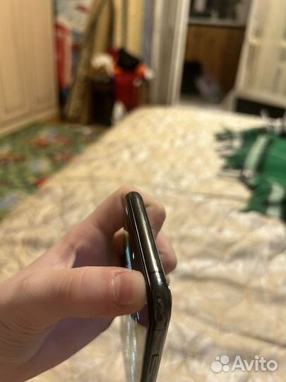 iPhone Xs, 64 ГБ