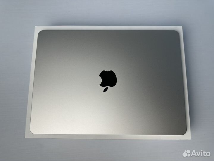 MacBook Air 13 2024 M3/16/512 Starlight с чеком