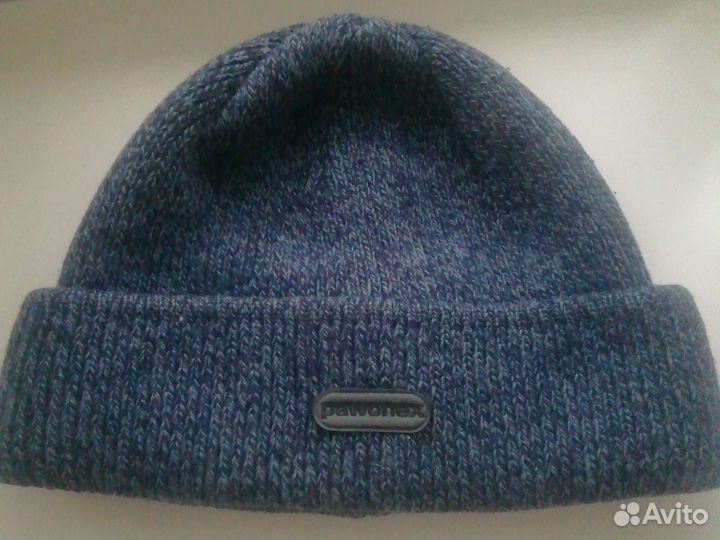 Теплая зимняя шапка