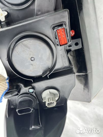 Фара 2123 Нива Тревел