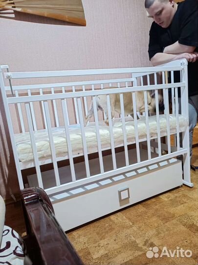 Кроватка детская с матрасом