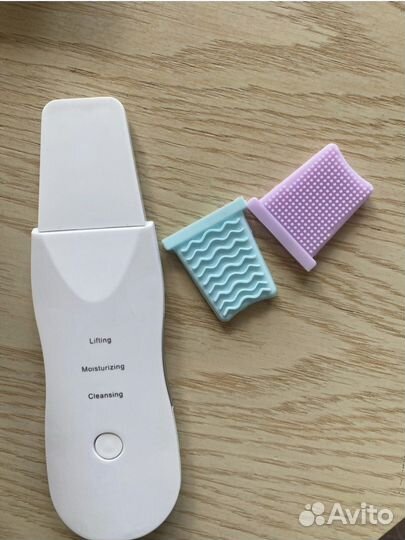 Ультразвуковой аппарат для чистки лица