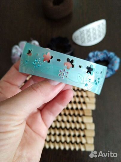 Заколки, резинки для волос