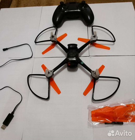 Продаю квадрокоптер в отличном состоянии