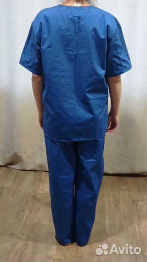 Медицинский костюм новый