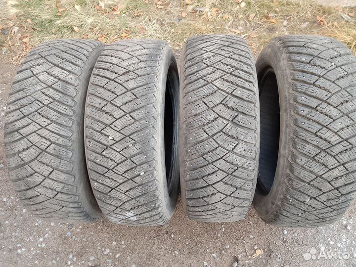 Goodyear Ultragrip Ice Arctic 205/60 R16