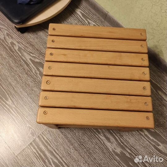 Табурет из бука