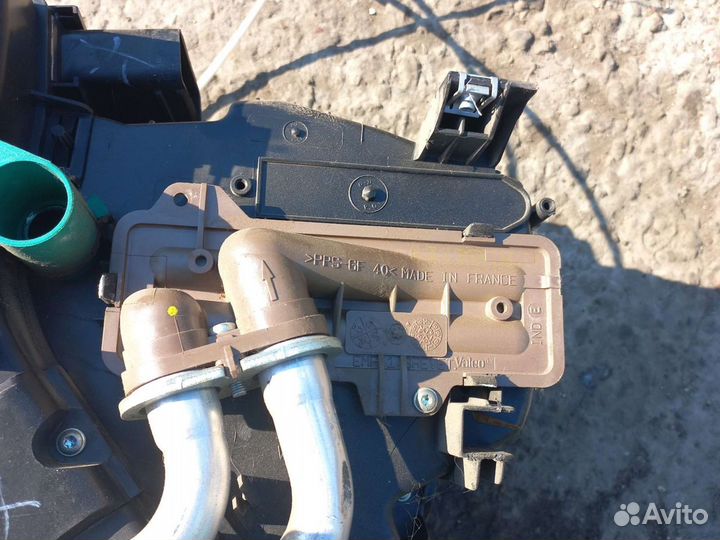 Рено Логан 1 фаза 2 печка в сборе