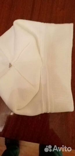 Шапочка и перчатки белые, возможен обмен