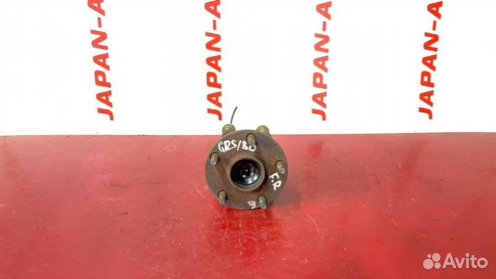 Ступица передняя правая Toyota Crown GRS180