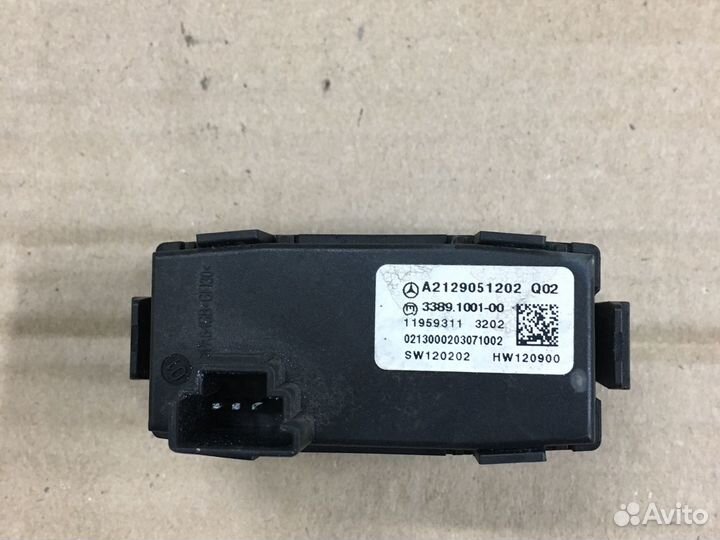 Блок кнопок Mercedes w207