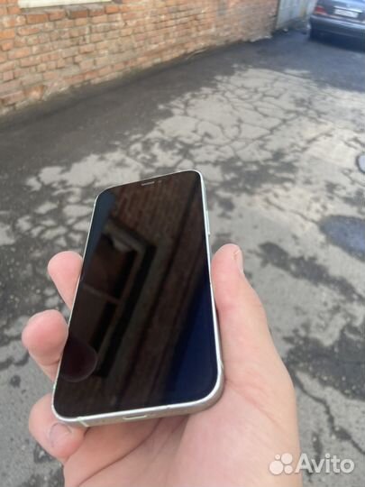 Телефон iPhone 12 mini