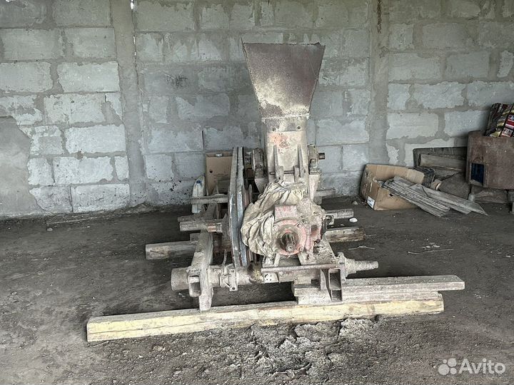 Зерно дробилка бу