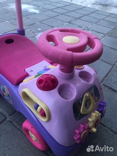 Машинка толокар