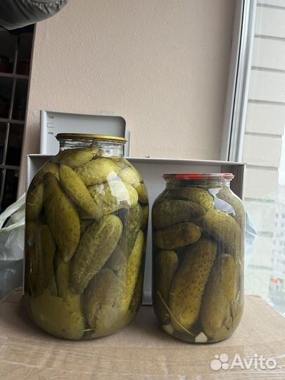 Домашние соленья, огурцы, помидоры, салаты