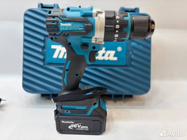 Аккумуляторная ударная дрель-шуруповерт Makita