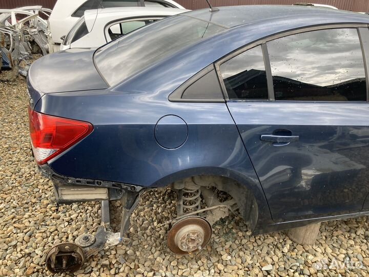 Задняя часть кузова Шевроле Круз J300 седан