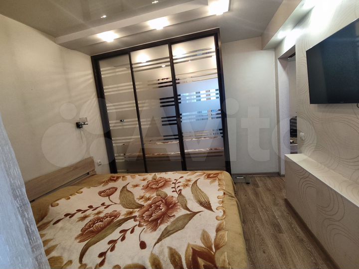 2-к. квартира, 60 м², 9/9 эт.