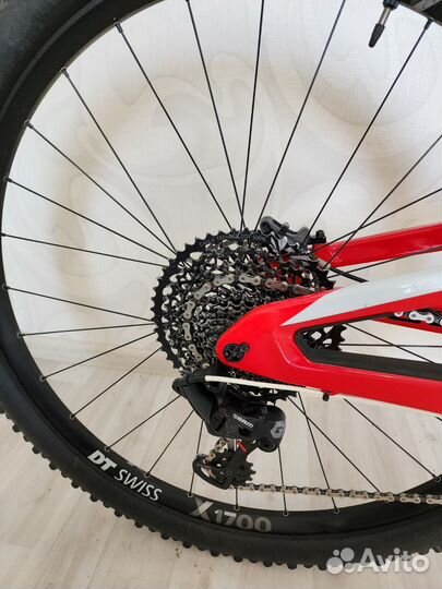 Карбоновый кантри подвес Focus O1e Pro 2018 (M)