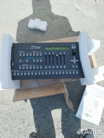 Программируемый контроллер Pilot 2000