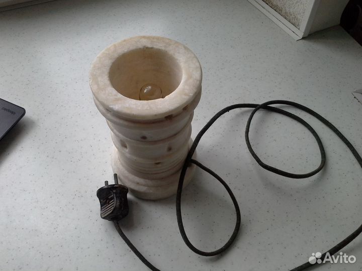 Светильник мраморный из зала кинотеатра 60-70х