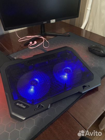 Подставка с охлаждением для ноутбука